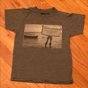 MARC BY MARC JACOBS T-SHIRT